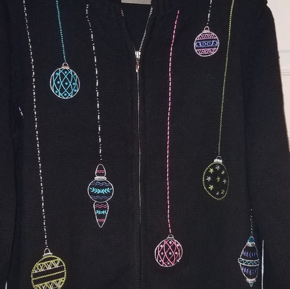 CROFT & BARROW Christmas/Holiday Zip front cardigan sweater - Picture 2 of 7